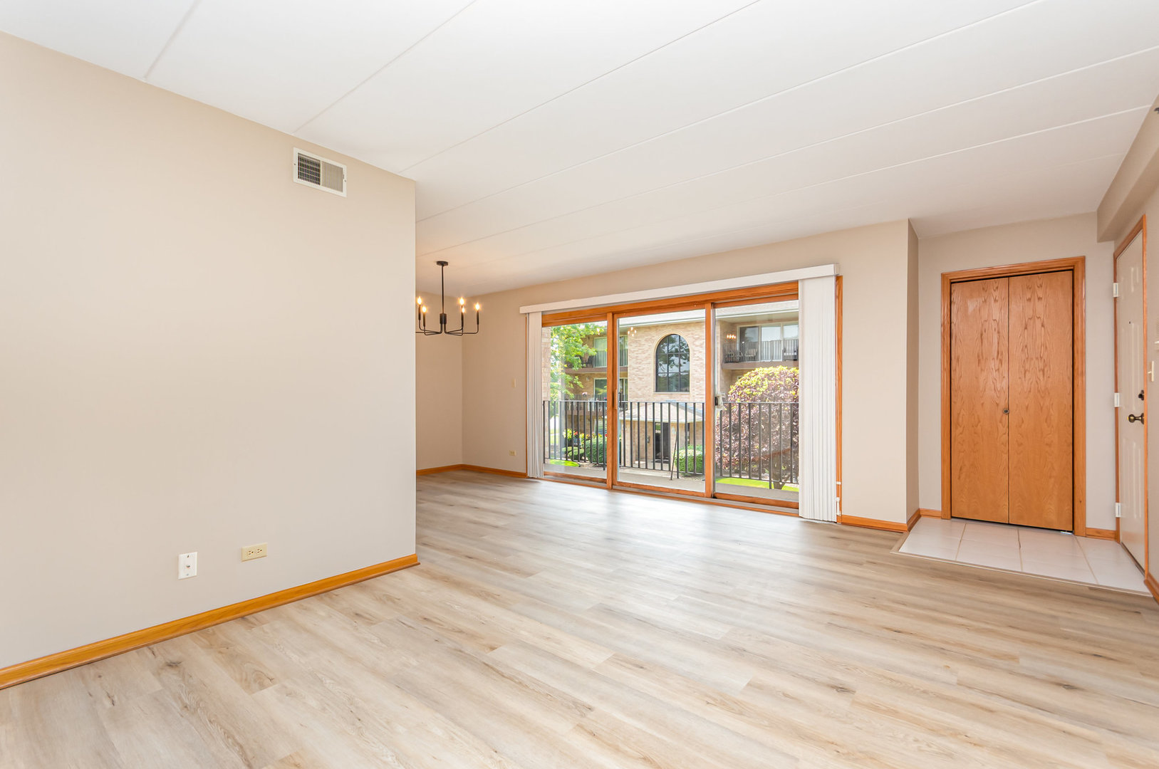 10238 SW Highway, Unit 2C Chicago Ridge, IL 60415 - Photo 11 of 19