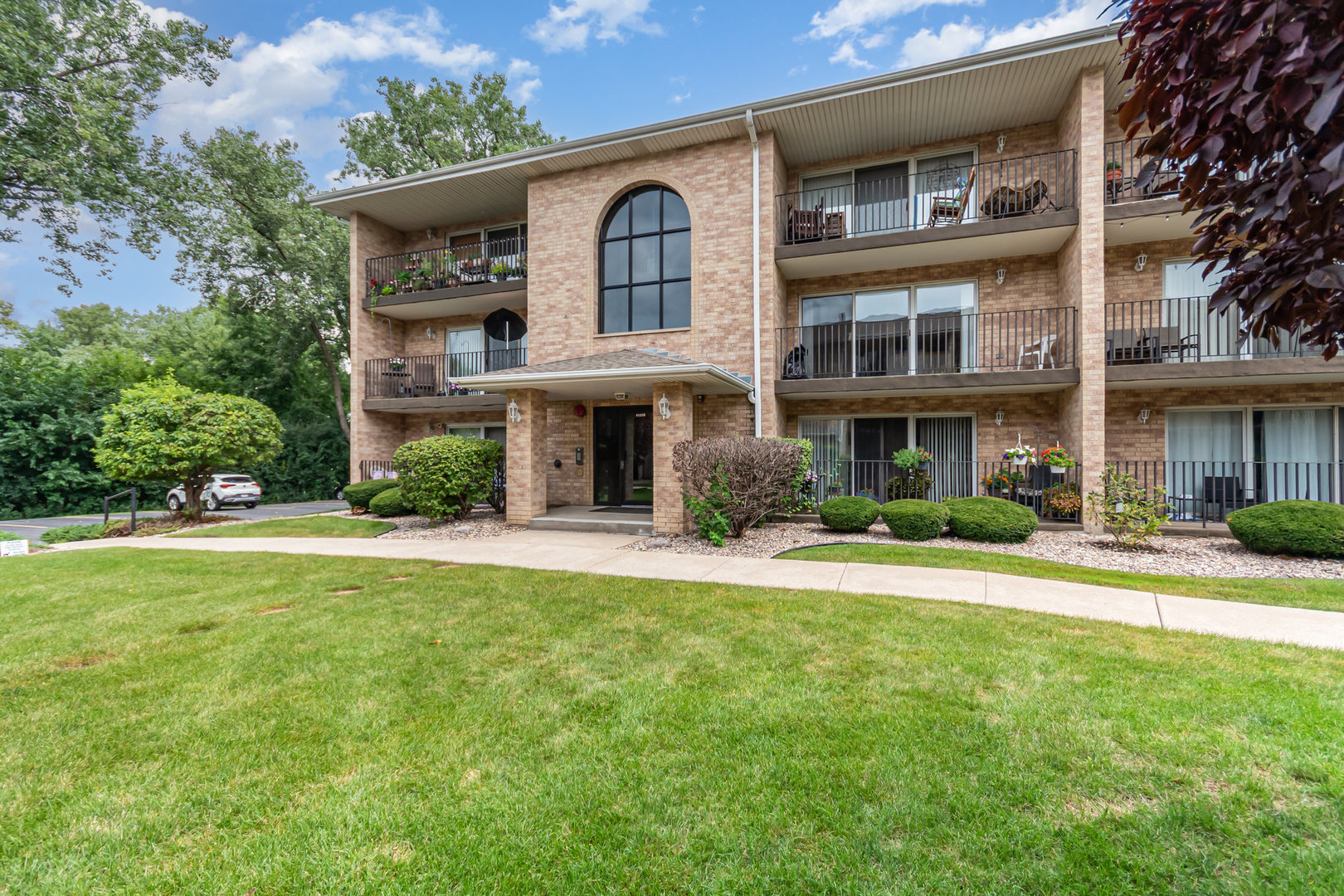 10238 SW Highway, Unit 2C Chicago Ridge, IL 60415 - Photo 3 of 19