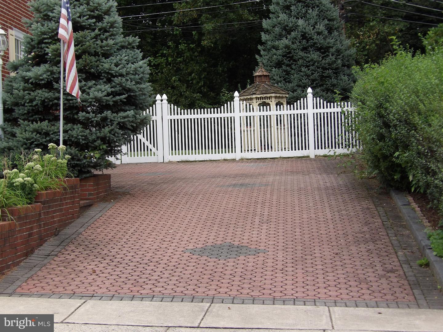 401 Perry Street Ridley Park, PA 19078 - Photo 3 of 20 Gallery Image 3