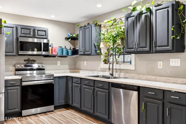 $240,000 | 410 Wittman Avenue, Pass Christian, MS 39571