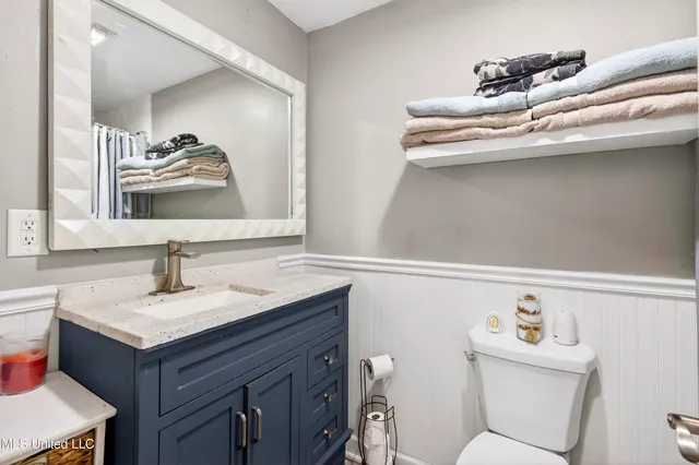 $240,000 | 410 Wittman Avenue, Pass Christian, MS 39571