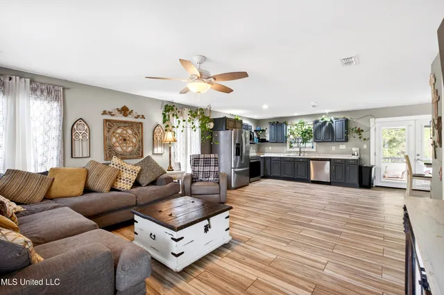 $240,000 | 410 Wittman Avenue, Pass Christian, MS 39571