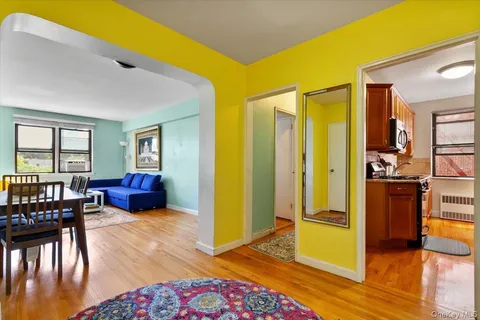 $199,900 | 142 Garth Road, Unit 2H, Scarsdale, NY 10583