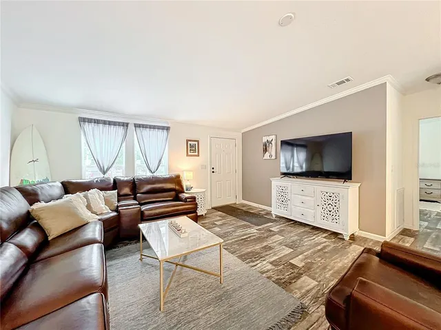 $450,000 | 32600 Red Oak Drive, Eustis, FL 32736