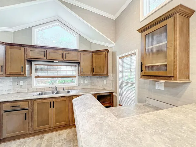 $450,000 | 32600 Red Oak Drive, Eustis, FL 32736