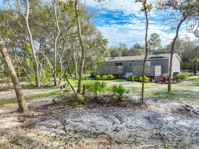 $450,000 | 32600 Red Oak Drive, Eustis, FL 32736