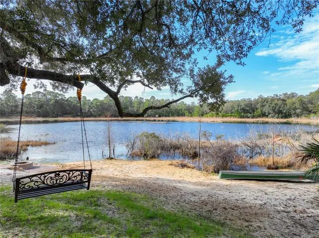 $450,000 | 32600 Red Oak Drive, Eustis, FL 32736