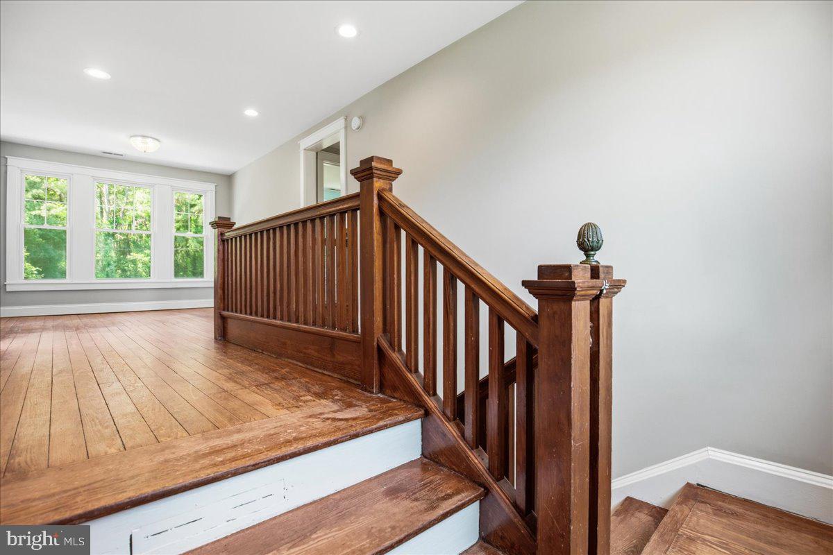 16146 Thomas Road Piney Point, MD 20674 - Photo 35 of 70 a view of entryway