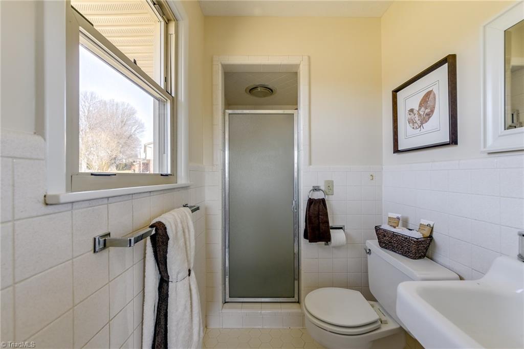 3515 Grandview Club Road Pfafftown, NC 27040 - Photo 11 of 19 Gallery Image 11