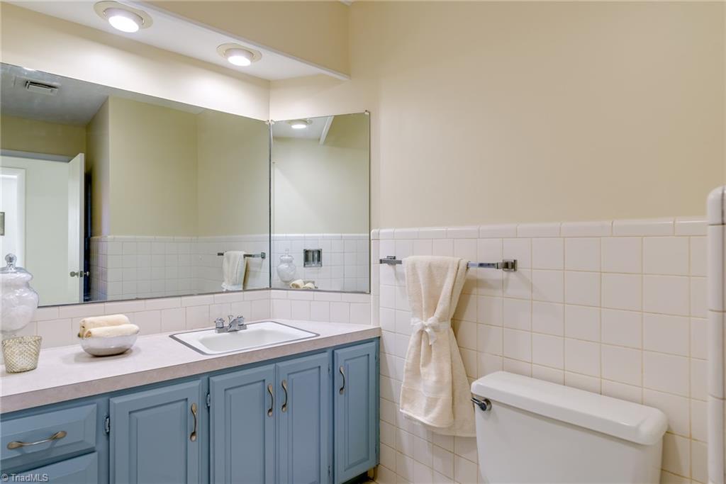3515 Grandview Club Road Pfafftown, NC 27040 - Photo 13 of 19 Gallery Image 13