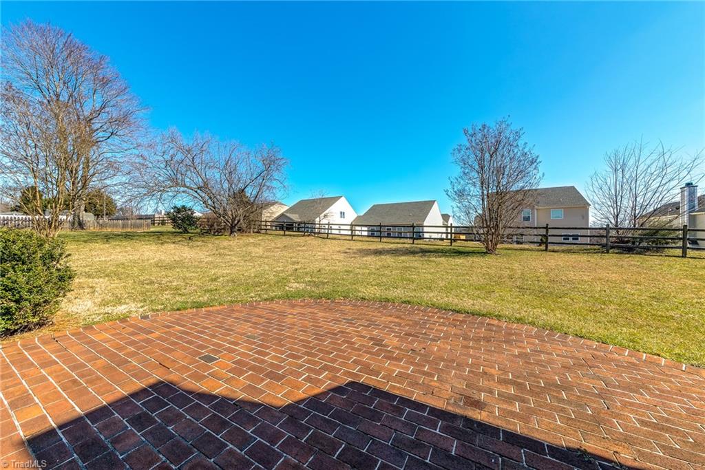 3515 Grandview Club Road Pfafftown, NC 27040 - Photo 16 of 19 Gallery Image 16