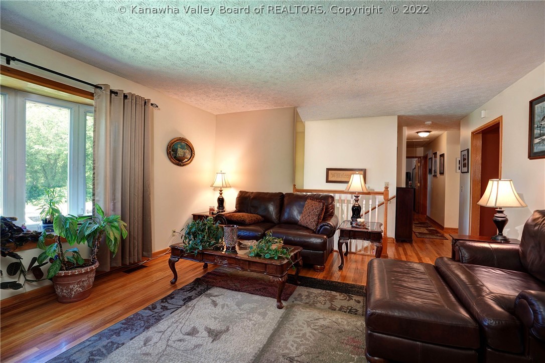 2614 Shadyside Road St. Albans, WV 25177 - Photo 8 of 32 Gallery Image 8