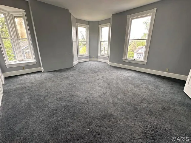 $149,000 | 821 Alby Street, Alton, IL 62002