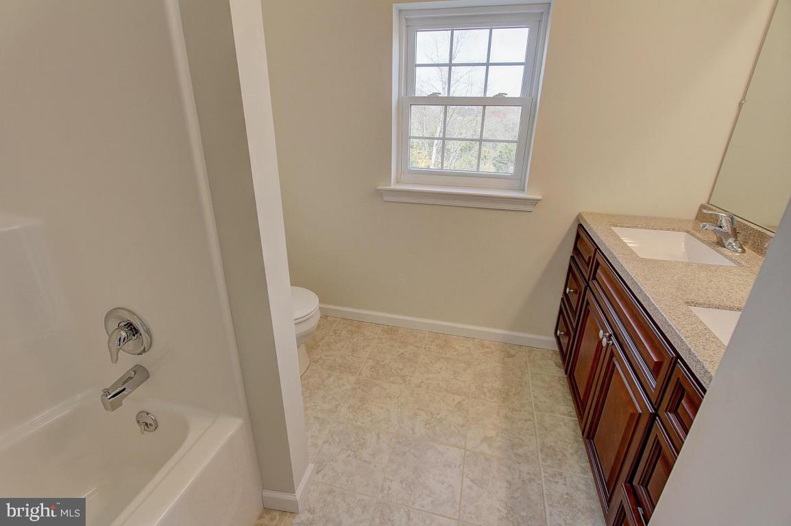1399 Lebanon Road Manheim, PA 17545 - Photo 16 of 39