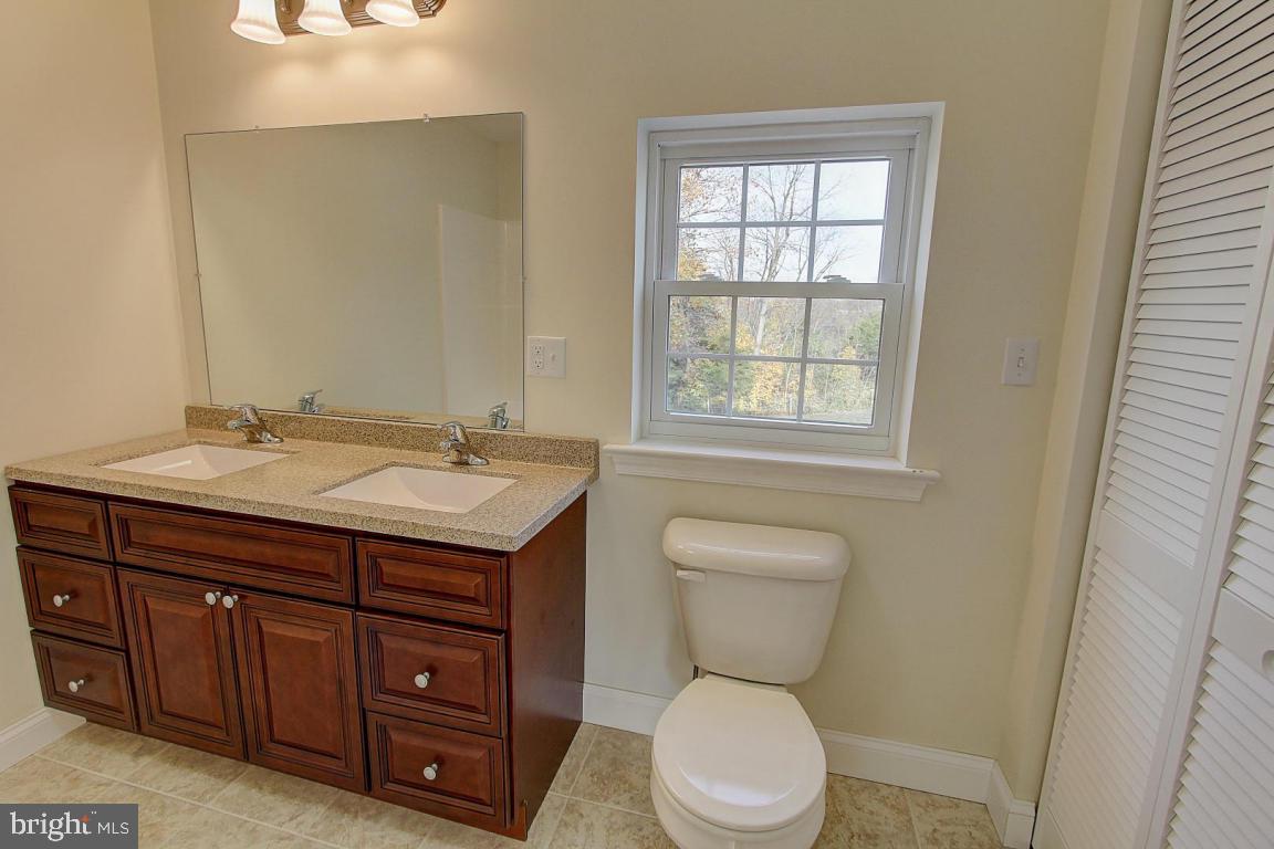 1399 Lebanon Road Manheim, PA 17545 - Photo 27 of 39