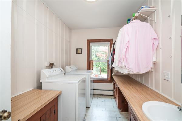 564 Springs Road Bedford, MA 01730 - Photo 9 of 27 Gallery Image 9
