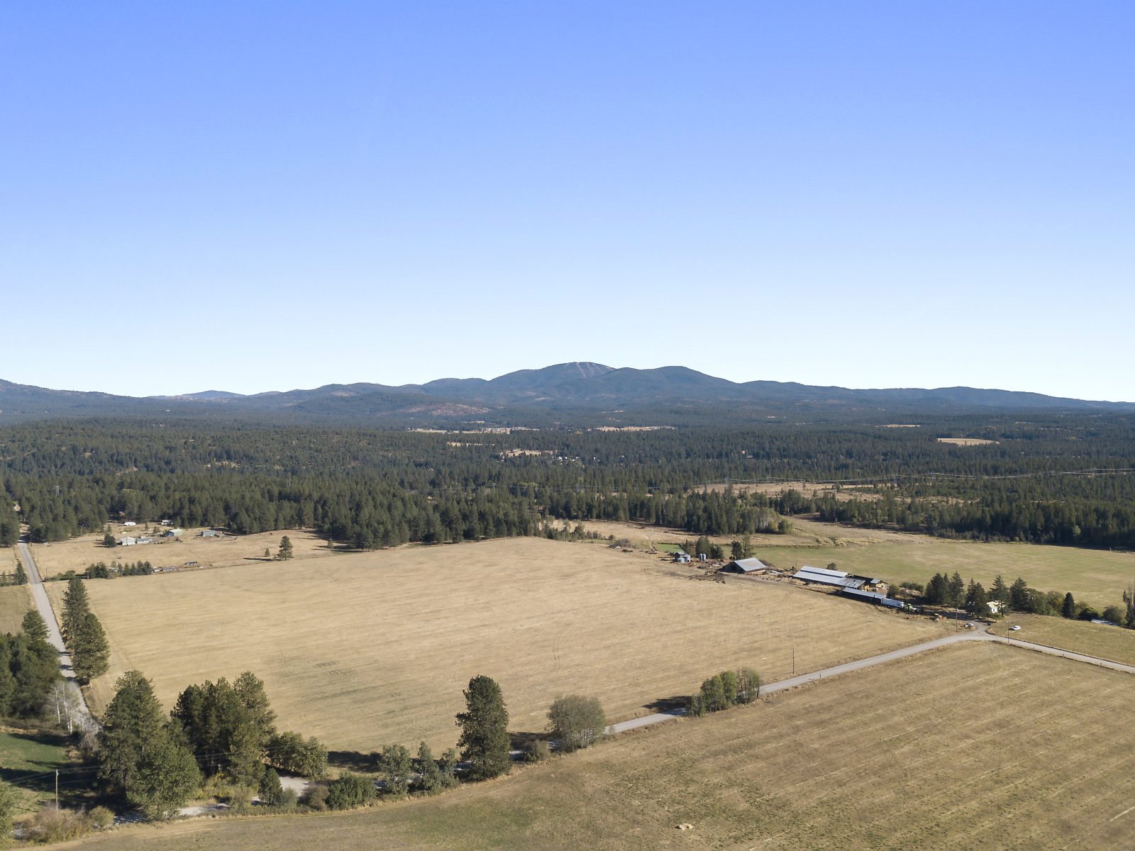 39122 North Bruce Road Elk, WA 99009 - Photo 15 of 26