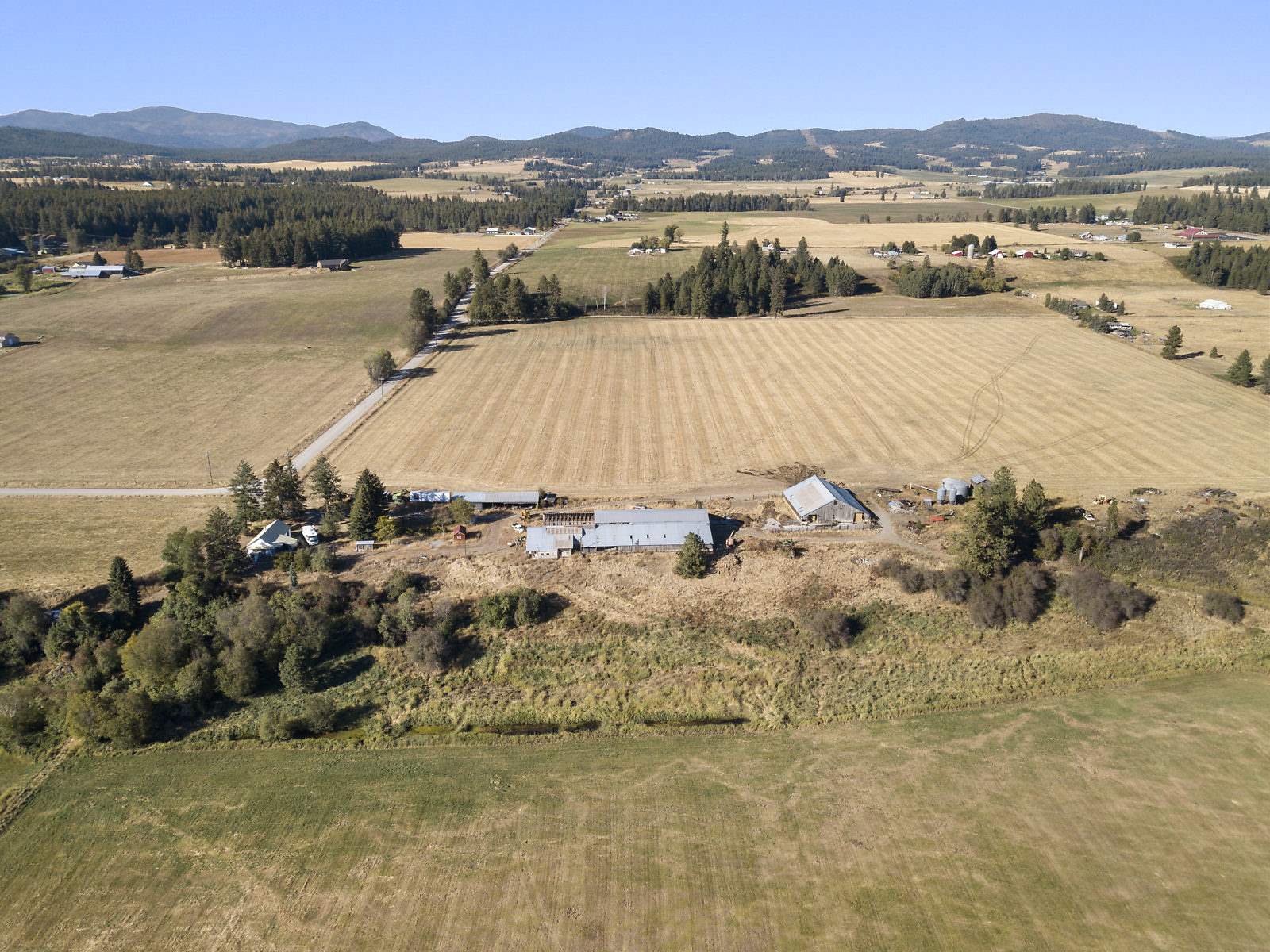 39122 North Bruce Road Elk, WA 99009 - Photo 17 of 26