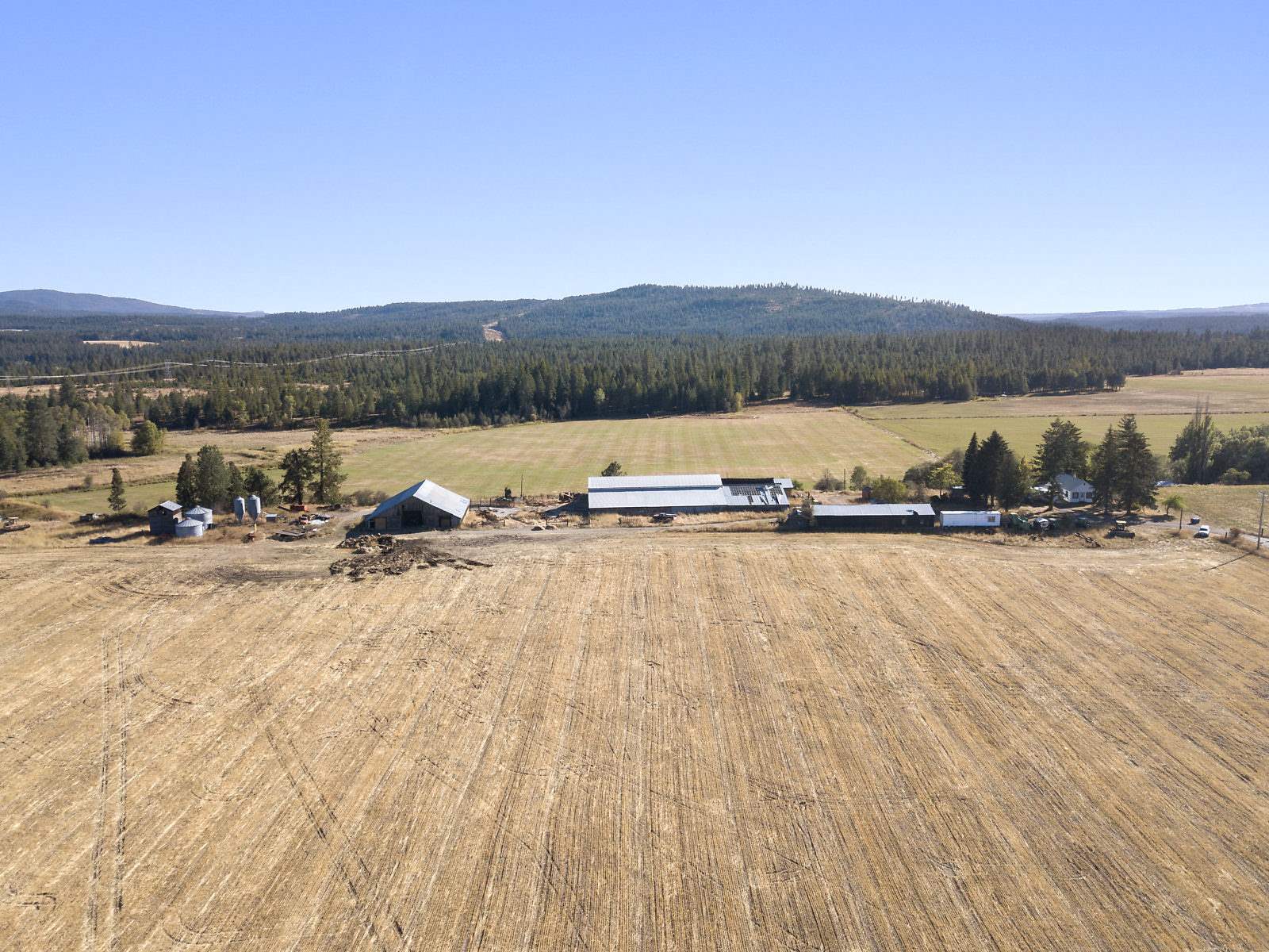 39122 North Bruce Road Elk, WA 99009 - Photo 18 of 26