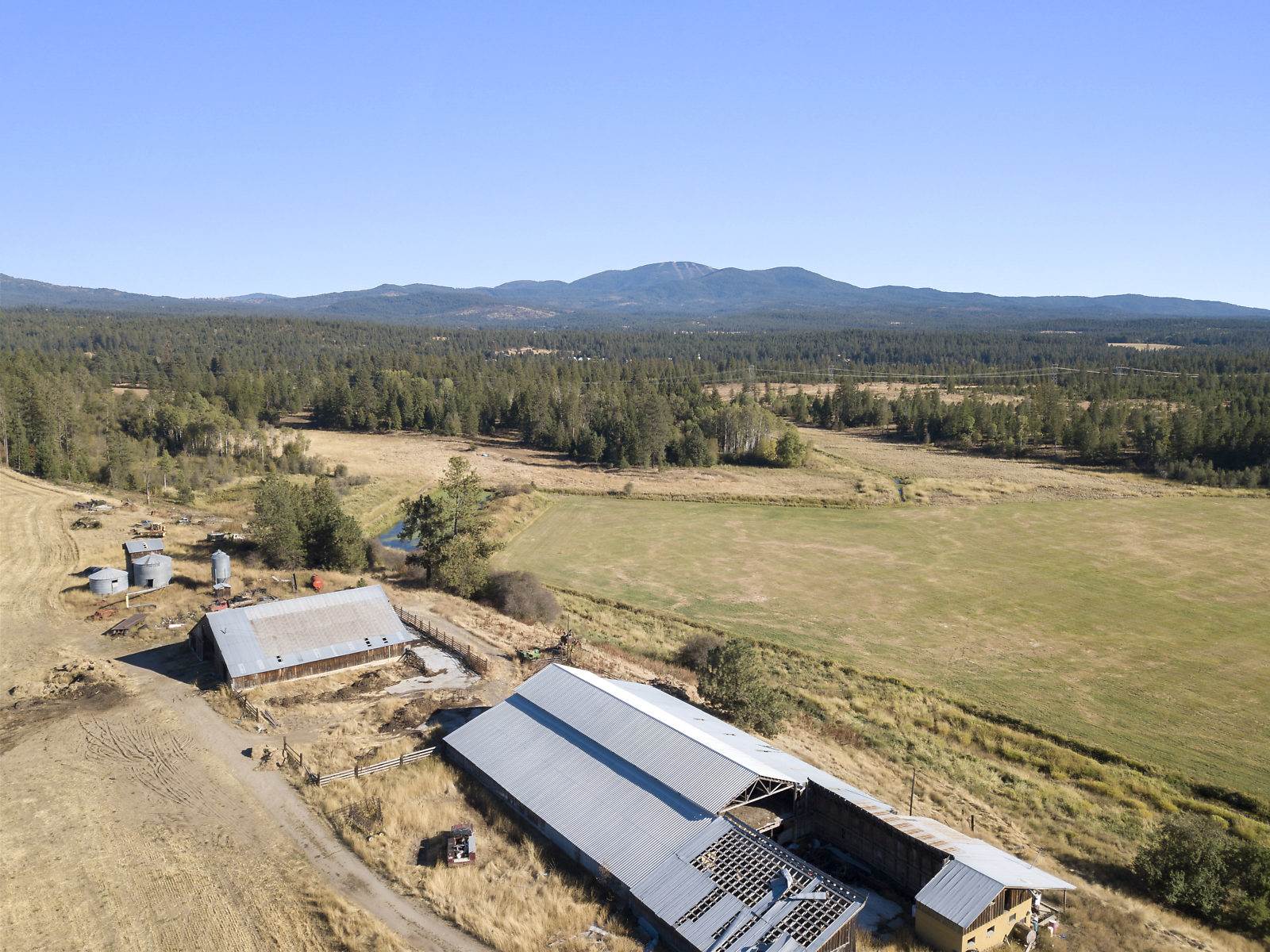 39122 North Bruce Road Elk, WA 99009 - Photo 20 of 26