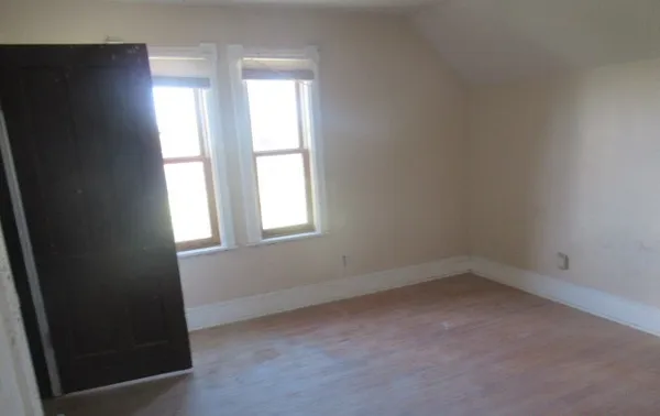 $84,900 | 32300 White Street, Kirkland, IL 60146