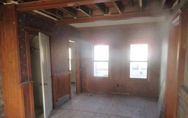 $84,900 | 32300 White Street, Kirkland, IL 60146