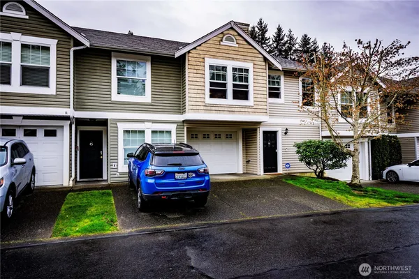$366,000 | 10312 140th St Court East, Unit 44, Puyallup, WA 98374