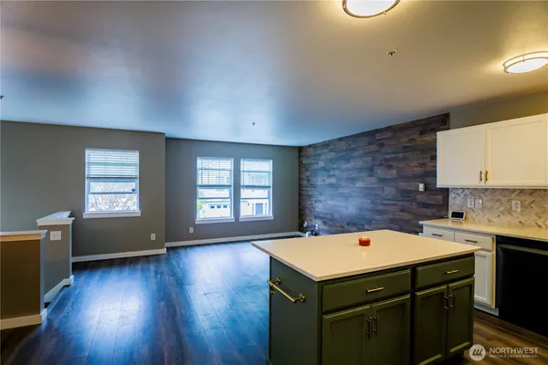 $366,000 | 10312 140th St Court East, Unit 44, Puyallup, WA 98374