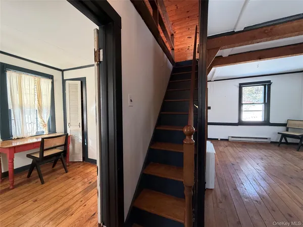 $2,100 | 674 Debruce Road, Livingston Manor, NY 12758