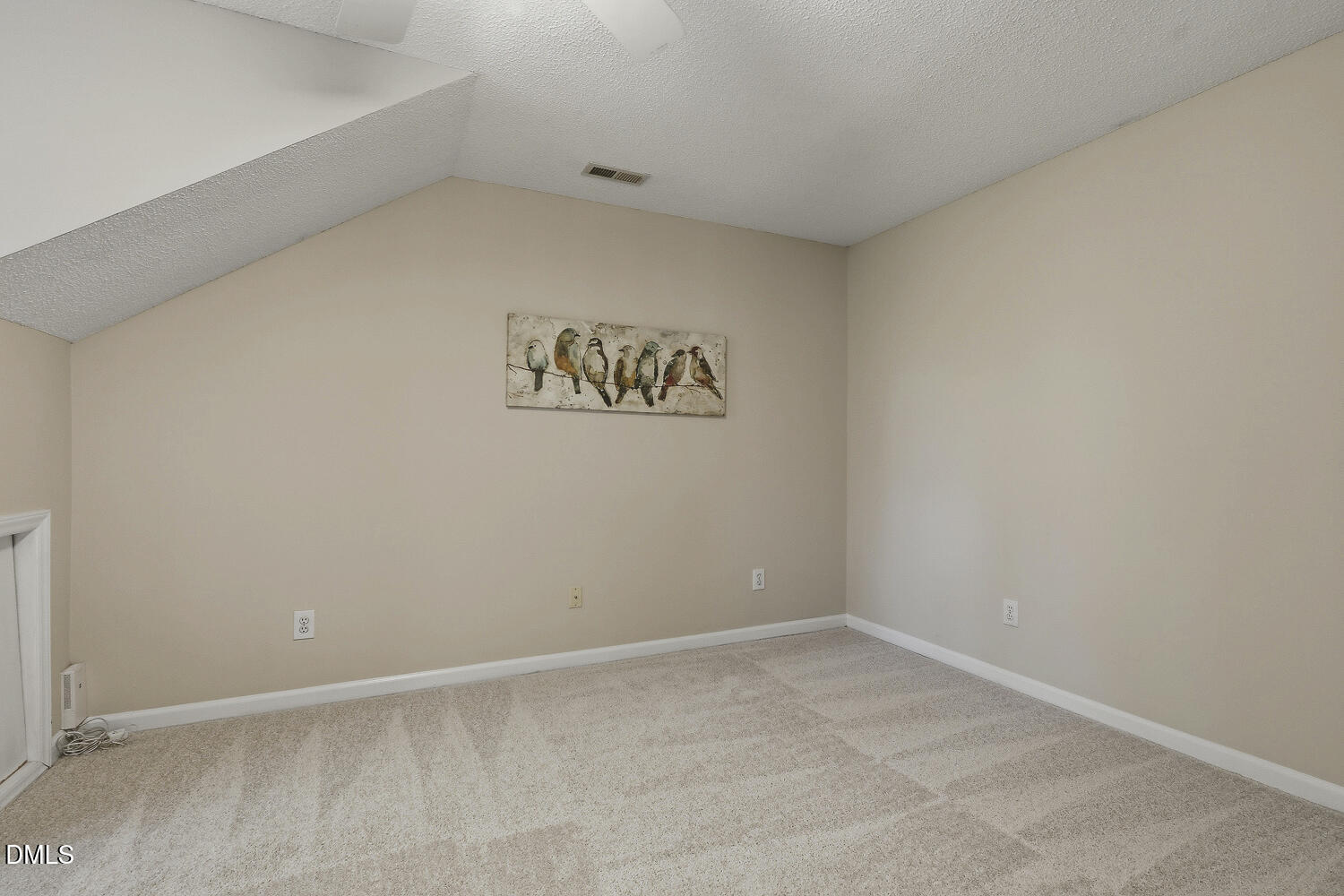6061 Epping Forest Drive Raleigh, NC 27613 - Photo 32 of 38 035