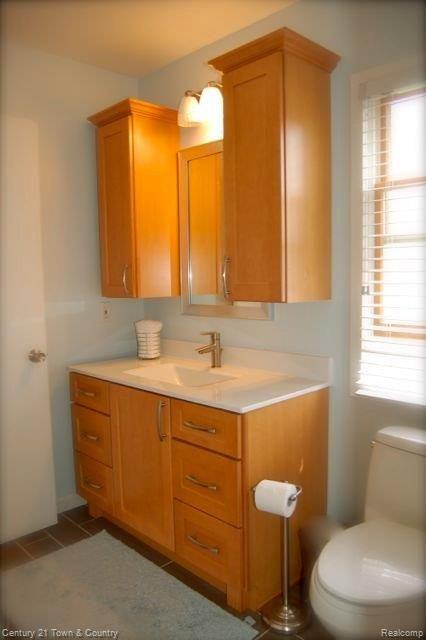 1765 East Wattles Road Troy, MI 48085 - Photo 16 of 25 Mst. Bathroom