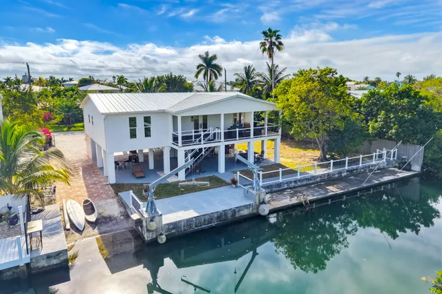 $1,395,000 | 16941 Driftwood, Sugarloaf, FL 33042