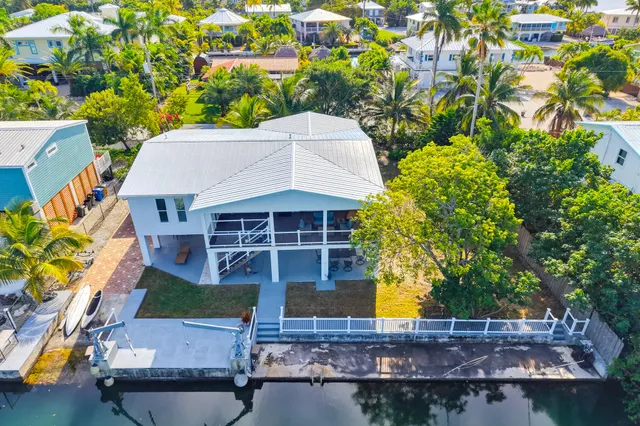 $1,395,000 | 16941 Driftwood, Sugarloaf, FL 33042