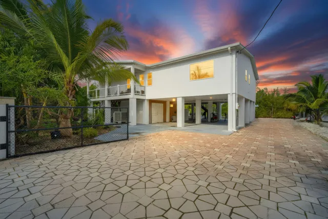 $1,395,000 | 16941 Driftwood, Sugarloaf, FL 33042
