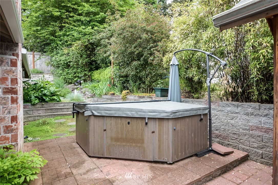 10644 Northeast 147th Street Bothell, WA 98011 - Photo 18 of 22 Gallery Image 18