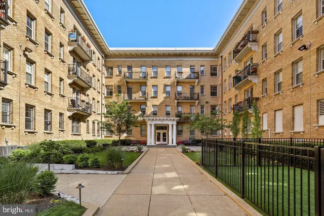 $2,650 | 1401 Columbia Road Northwest, Unit 316, Washington, DC 20009