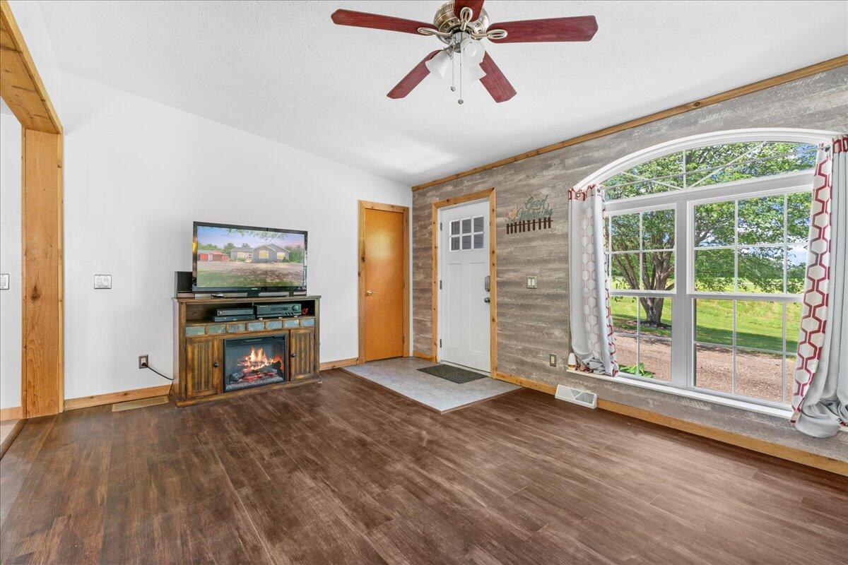 145 East Rose Road Coldwater, MI 49036 - Photo 23 of 56 23-Media Jett - 21
