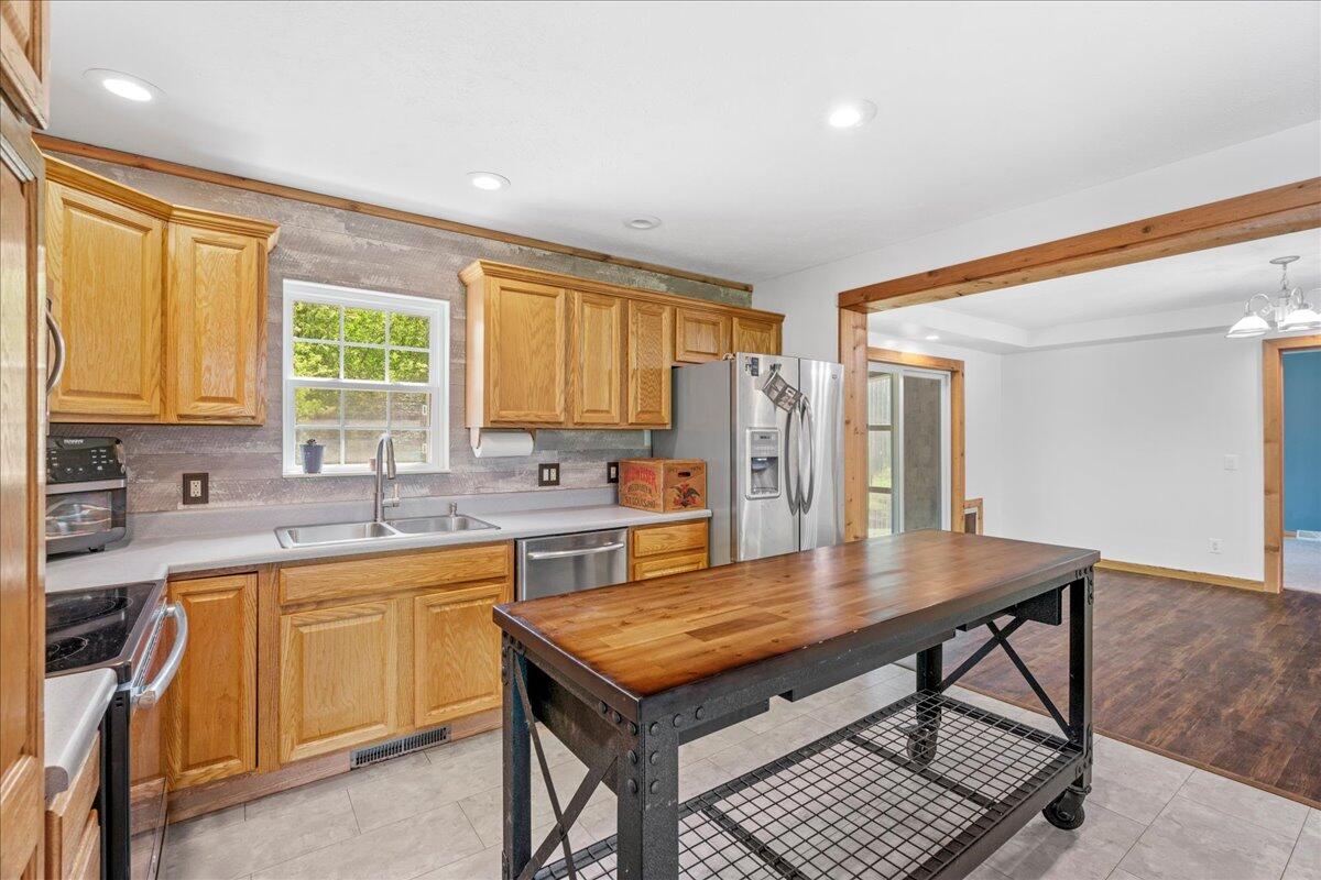 145 East Rose Road Coldwater, MI 49036 - Photo 25 of 56 25-Media Jett - 23
