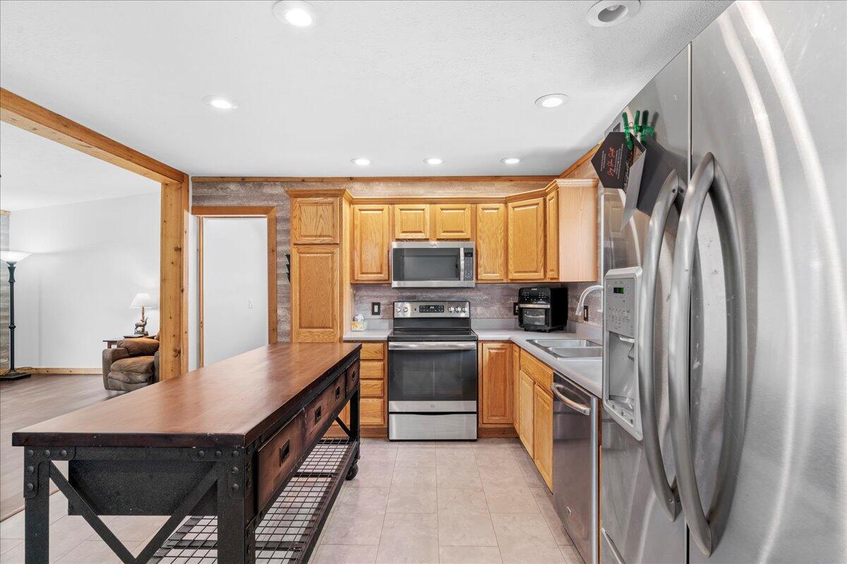 145 East Rose Road Coldwater, MI 49036 - Photo 28 of 56 28-Media Jett - 26