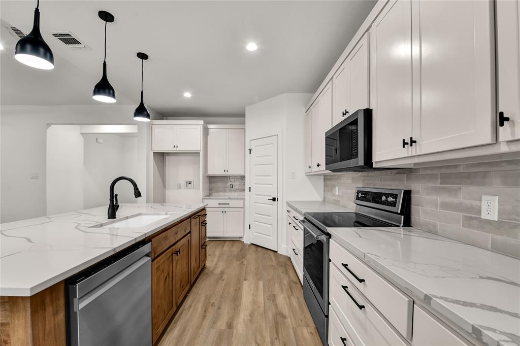 327 Rita Ridge Millsap, TX 76066 - Photo 18 of 31