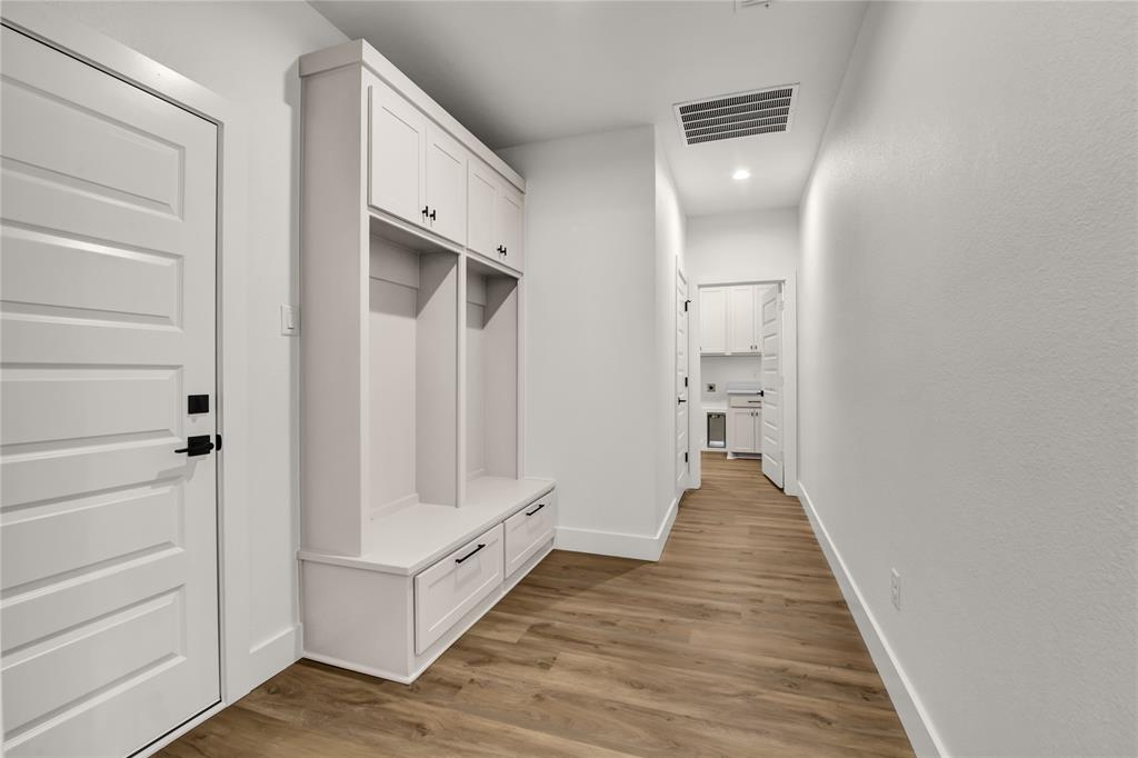 327 Rita Ridge Millsap, TX 76066 - Photo 6 of 31