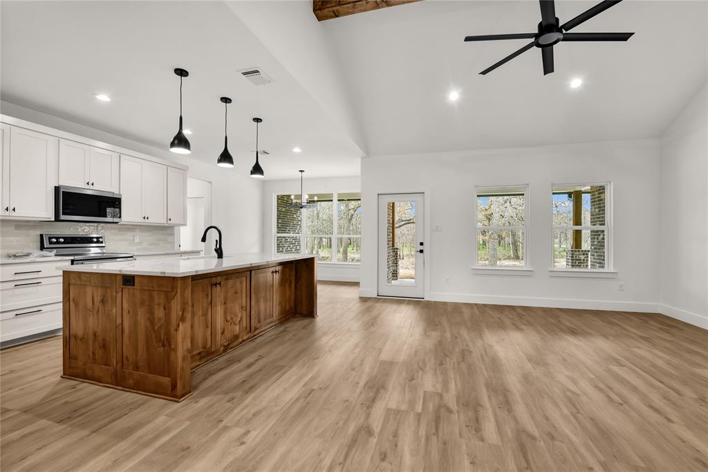 327 Rita Ridge Millsap, TX 76066 - Photo 8 of 31