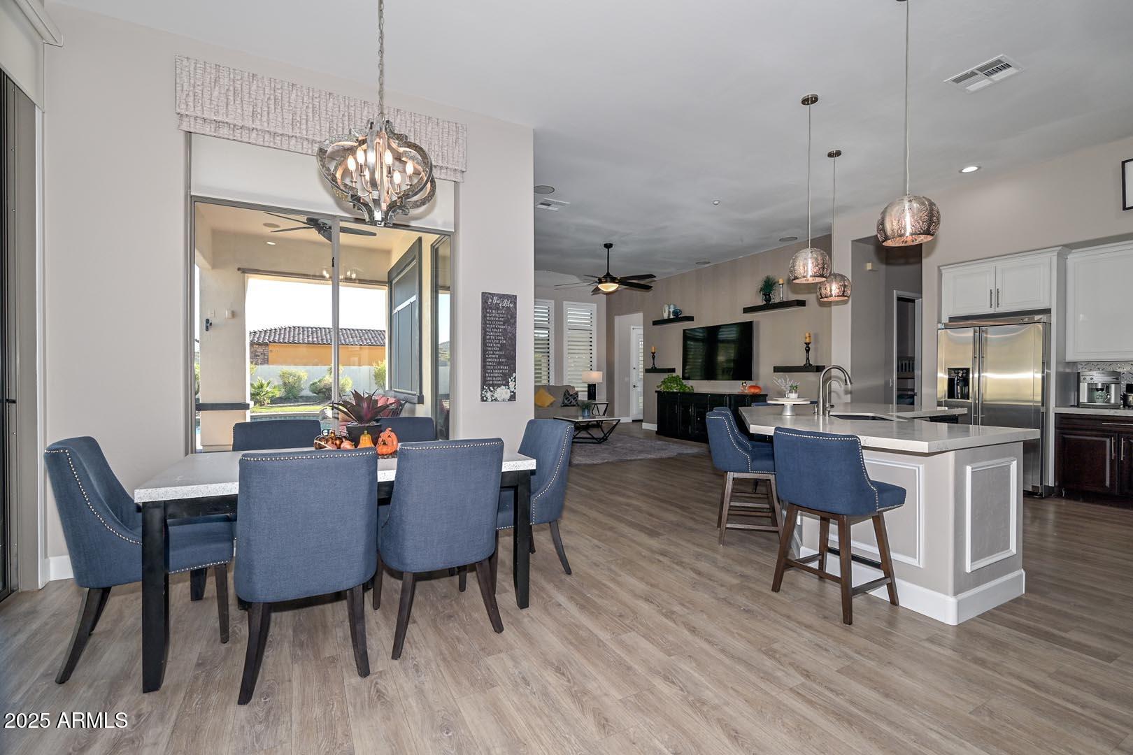 9133 West Andrea Drive Peoria, AZ 85383 - Photo 12 of 41 Breakfast Room-Kitchen