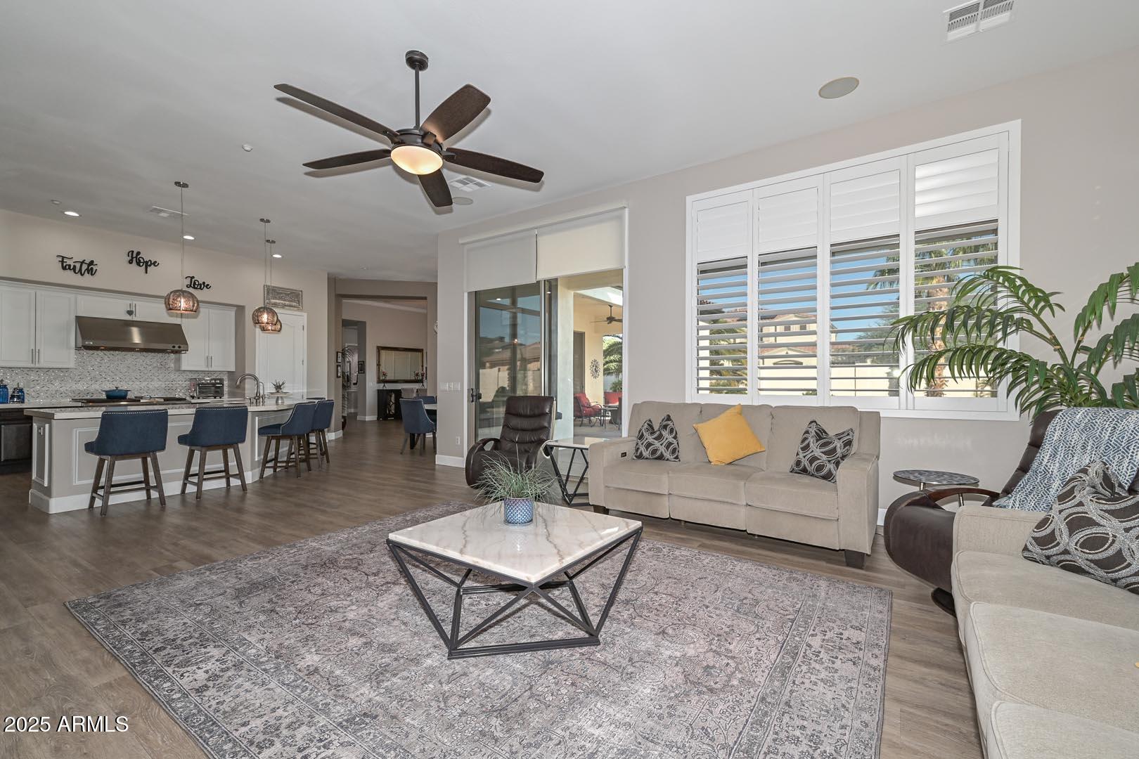 9133 West Andrea Drive Peoria, AZ 85383 - Photo 20 of 41 Great Room