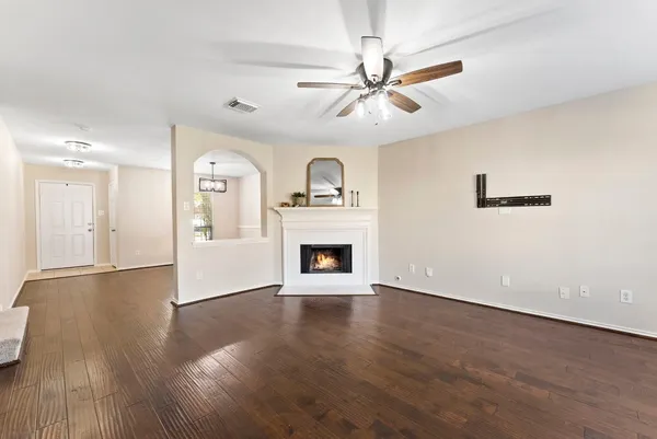 $325,000 | 2419 Colonial Springs Lane, Spring, TX 77386