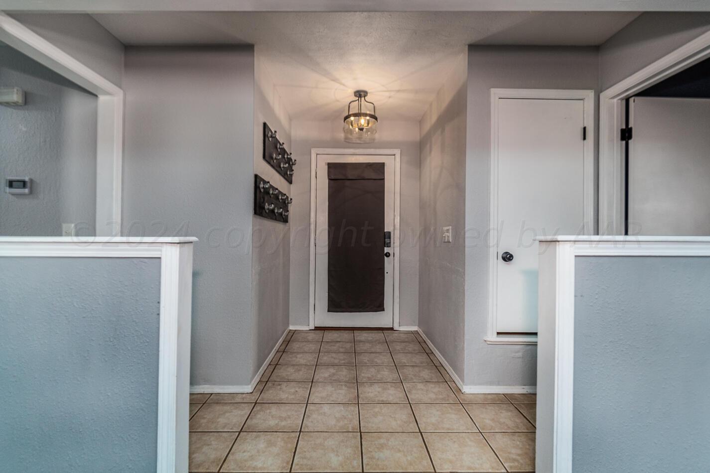 8012 Simpson Drive Amarillo, TX 79121 - Photo 4 of 28