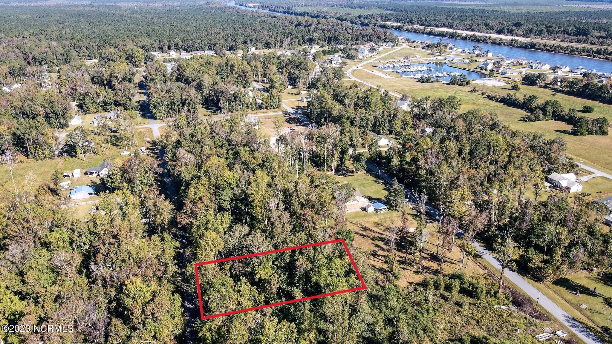 112 Tradewinds Road Newport, NC 28570 - Photo 2 of 19 ESTIMA~1