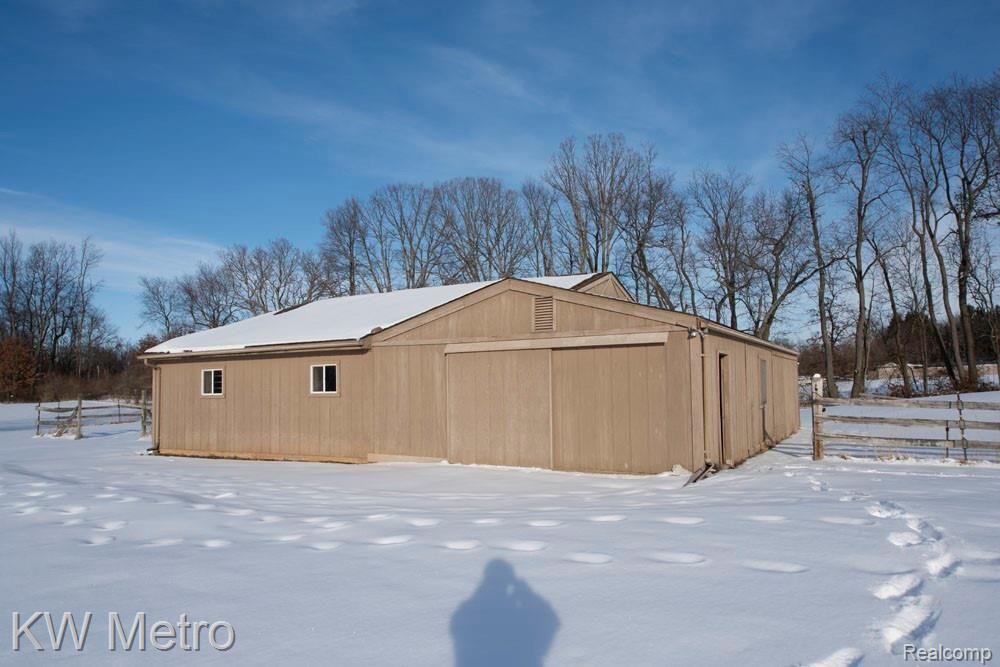 9220 Kier Road Holly, MI 48442 - Photo 13 of 35 _DSC3396.JPG