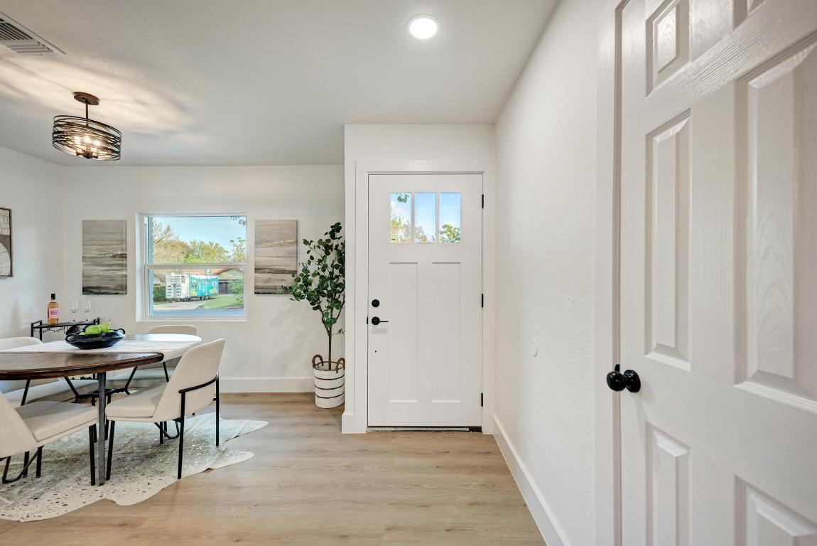 5106 Regency Drive Austin, TX 78724 - Photo 5 of 37 a view of a livingroom with furniture and a window