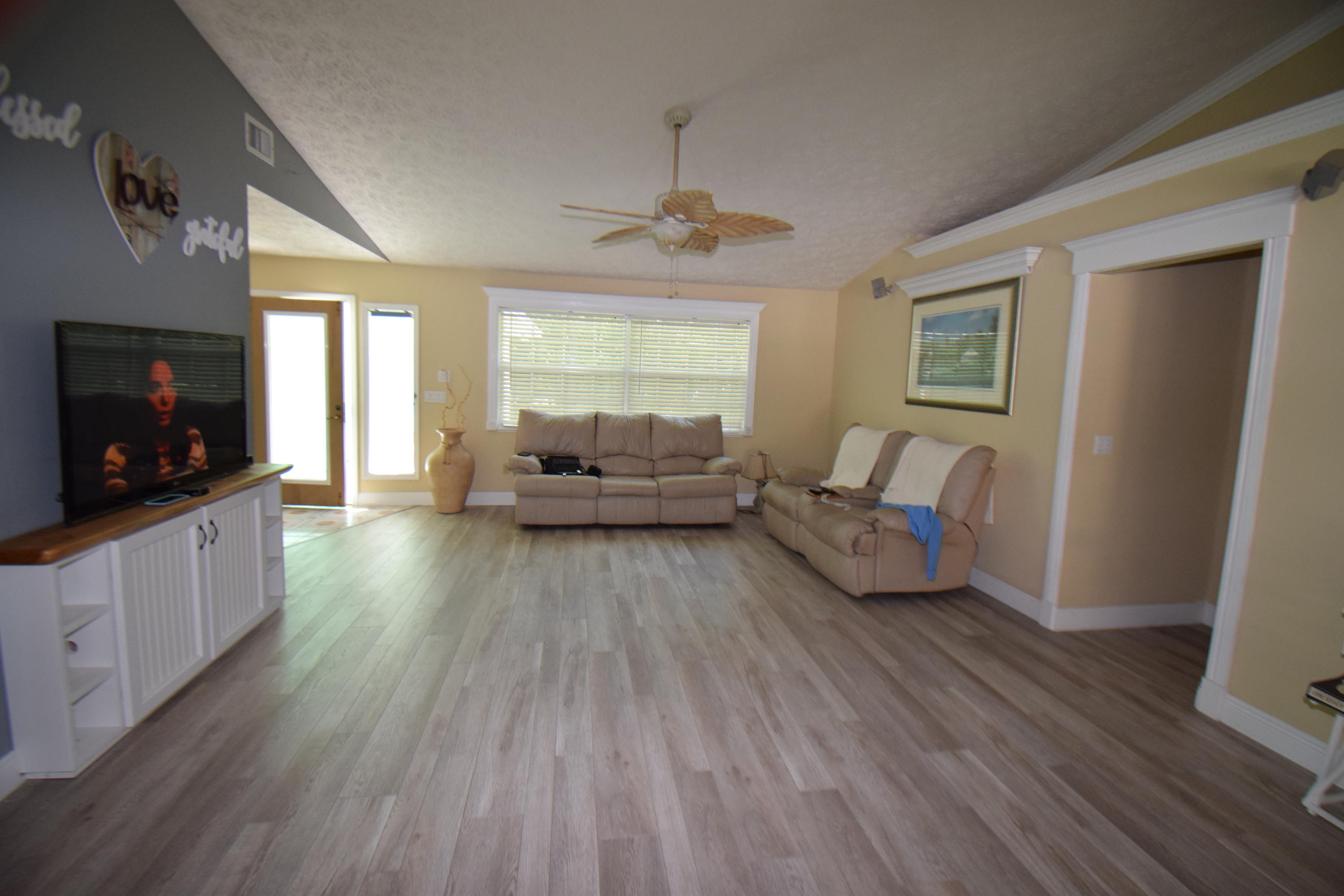 16281 Randolph Siding Road Jupiter, FL 33478 - Photo 14 of 51 living room